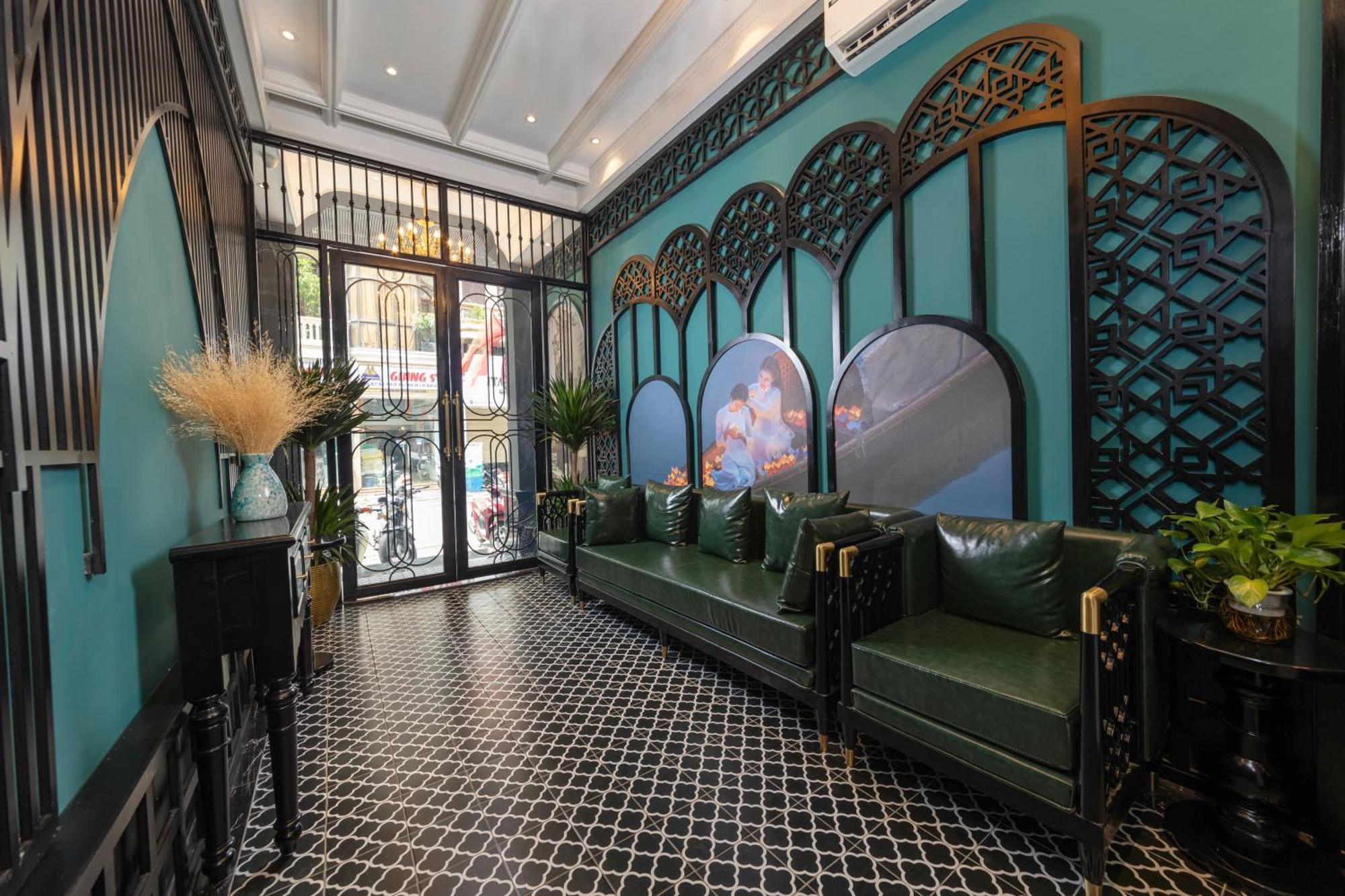 Madelise Amica Hotel And Travel Hanoi Exterior foto