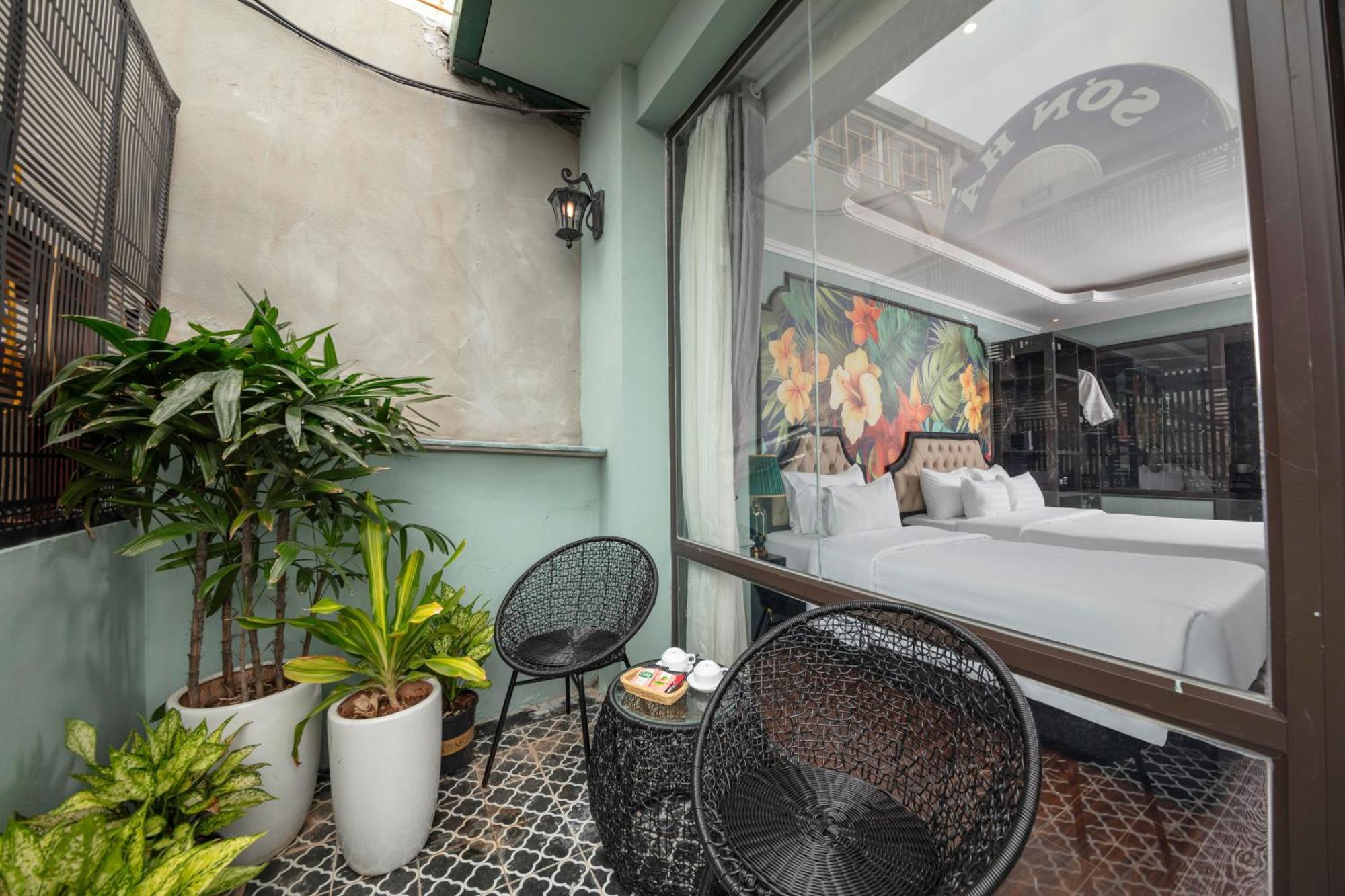 Madelise Amica Hotel And Travel Hanoi Exterior foto